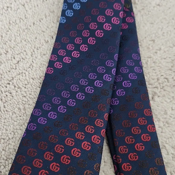 Gucci Men's Tie Navy Multicolor GG Logo NWOT